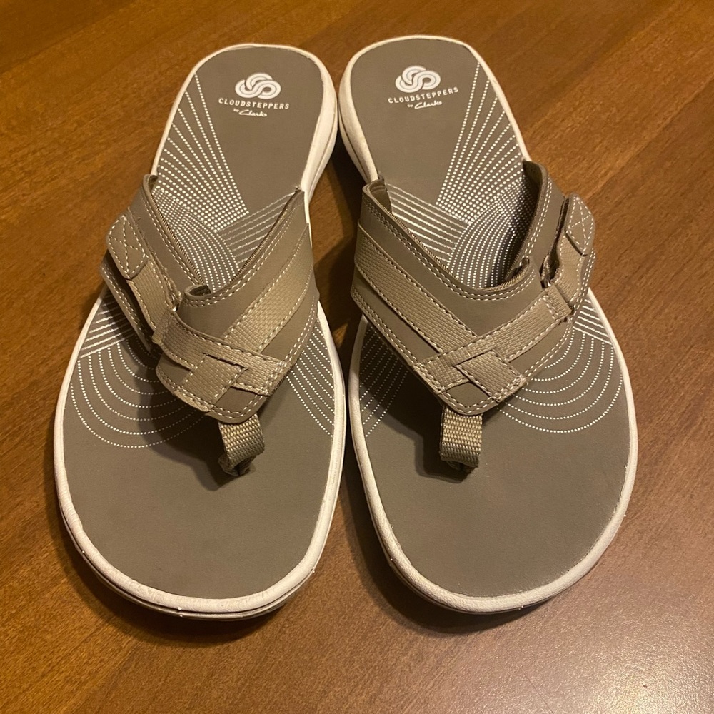 Womens Clarks Flip Flops